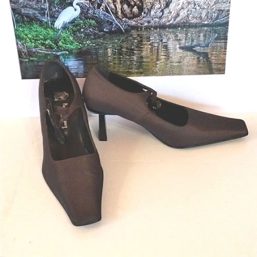 Paco Rodriguez Heels - Picture 15 of 15